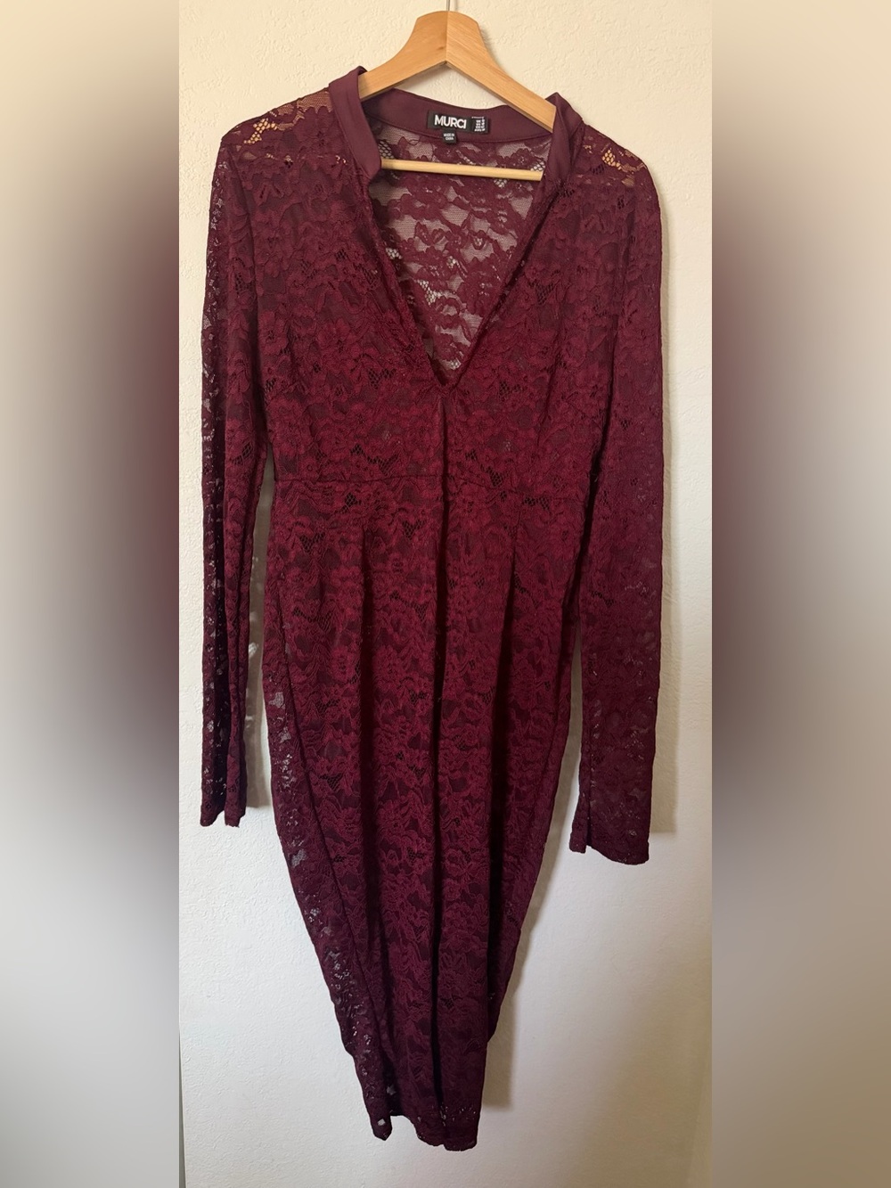 Murci Burgundy Lace Long-Sleeve V-Neck Romper - Size 10